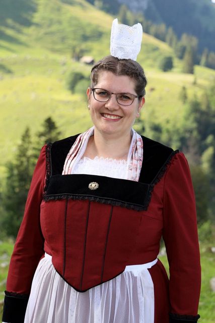 simone 2 ganz